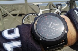 【GARMIN fenix 3J Titanium インプレ前編】fenixシリーズの高級GPSウォッチ、軽量で頑丈なチタン製 画像