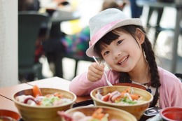 【子どものアレルギー4】身近な食材「にんにく」「ねぎ」が咳・腹痛の原因に？ 画像