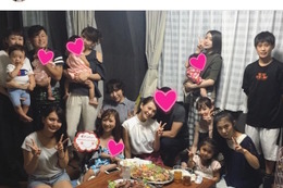 加藤夏希、豪華ママ友と神宮花火大会を満喫 画像
