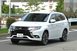 【三菱 アウトランダーPHEV 試乗】先駆けとして登場して3年、今も高い競争力…鈴木ケンイチ 画像