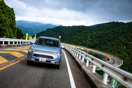 【三菱 アウトランダーPHEV 長距離試乗 前編】“EVライク”な乗り心地はプレミアムSUVそのもの…井元康一郎 画像