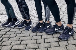 ランナーのエネルギーを表現した「NIKE × ROSTARR ランニングコレクション」 画像