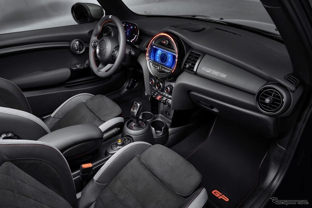 MINI ジョンクーパーワークス（JCW）GP 新型