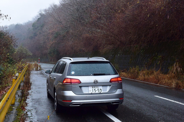 VW ゴルフ ヴァリアントTDI ハイラインマイスター。