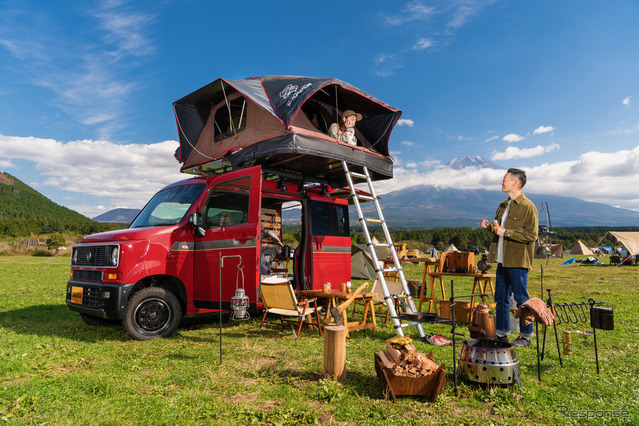 ルーフテントで注目度抜群のN-VAN デナリ、テントなしでも車中泊が十分にできるスペースがあるのもN-VANベースのメリット