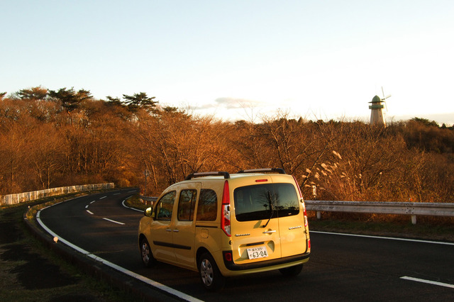 ワインディングでのねっとりとしたロードホールディングは昔のヨーロッパ車らしさ満点だった。