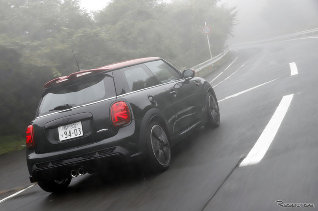 MINI JOHN COOPER WORKS ハッチバックモデル