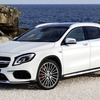 改良新型メルセデスAMG GLA45 4MATIC