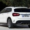 改良新型メルセデスAMG GLA45 4MATIC