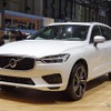 ボルボ XC60 新型のPHV「T8 ツインエンジン」（ジュネーブモーターショー2017）