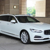 ボルボ V90 T8 インスクリプション