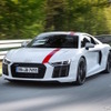 R8 V10