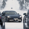 ポルシェ911次期型とミッションEが同時に極秘テストを行う様子をスクープ