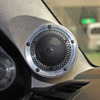 『カーオーディオ・プロショップ』によるスピーカーの取り付け例。製作ショップ：SOUND EXPRESS マツデン（愛知県）。