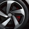 VW ポロ GTI 17インチアルミホイール＆レッドブレーキキャリパー
