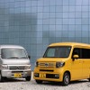 ホンダ N-VAN(右）とアクティバン(左)