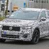 VW T-Roc R 市販型スクープ写真