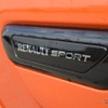 リアドア上にRENAULT SPORTの文字が。