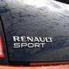 バックドアにもRENAULT SPORTの文字が。