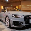 アウディ RS4アバント