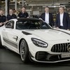 ドイツ・ジンデルフィンゲン工場からラインオフした改良新型メルセデスAMG GTシリーズの量産第一号車、メルセデスAMG GT Rプロ