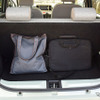 荷室は小物置き場。長旅をする場合は柔軟性のあるボストンバッグなどを使うといいだろう。
