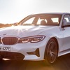 新型BMW 3シリーズ の 330eセダン