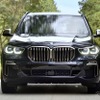 BMW X5 新型の「M50i」