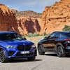 BMW X5Mパフォーマンス（左）とX6Mパフォーマンス