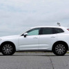 ボルボ XC60 B5 インスクリプション