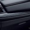 ホンダ CR-V ブラックエディション ドアオーナメントパネルをピアノブラック調塗装に変更