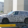 BMW X1 次期型プロトタイプ（スクープ写真）