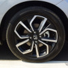 ハイブリッドNESSの標準装着タイヤサイズは185/55R16。銘柄は最近OEMを頑張っている感のある横浜ゴム「BluEarth-A」。