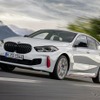 BMW 1シリーズに「ti」復活、265馬力ターボのFFスポーツ…欧州発表 画像