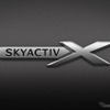 SKYACTIV-Xバッジ