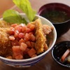 「秩父うさぎだ食堂」の わらじカツ