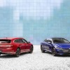 VW アルテオン シューティングブレーク（左）/アルテオン（右）