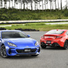スバル BRZ 新型（青）とトヨタGR 86（赤）