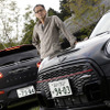 MINI John Cooper Worksとモータージャーナリストの野口優