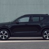 ボルボ XC40 アルティメット B4 AWD ダークエディション