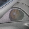 スピーカーグリル部分から透けて見える振動板はフォーカルK2シリーズの象徴である黄色いコーンだ。