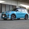 TOYOTAライズハイブリッド用DEVIDE UP210実装例