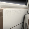 レクサス LM 新型の4人乗り仕様（プロトタイプ）