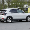 VW T-Cross 改良新型プロトタイプ（スクープ写真）