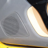 2ウェイスピーカーが装着されたオーディオカーの一例（製作ショップ：イースト＜大阪府＞）。