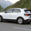 VW T-Cross 改良新型プロトタイプ（スクープ写真）