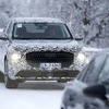 アウディ Q7 次期型と見られるプロトタイプ車両（スクープ写真）