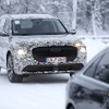 アウディ Q7 次期型と見られるプロトタイプ車両（スクープ写真）