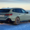 BMW i5ツーリング