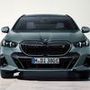 BMW i5ツーリング